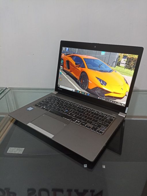 Toshiba Portege Z30t-C Intel Core i5 Gen 6 RAM 8GB SSD 128GB Touchscreen
