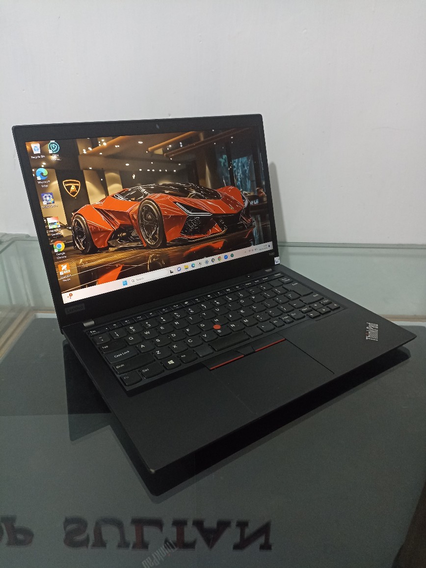 Lenovo ThinkPad T490 Core i5 Gen 8 RAM 8GB SSD 256GB - Image 2