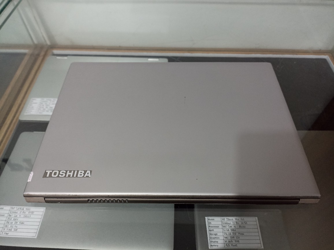 Toshiba Dynabook R63/D Core i5 Gen 6 RAM 8GB SSD 256GB - Image 11
