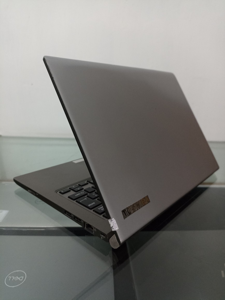 Toshiba Dynabook R63/D Core i5 Gen 6 RAM 8GB SSD 256GB - Image 15