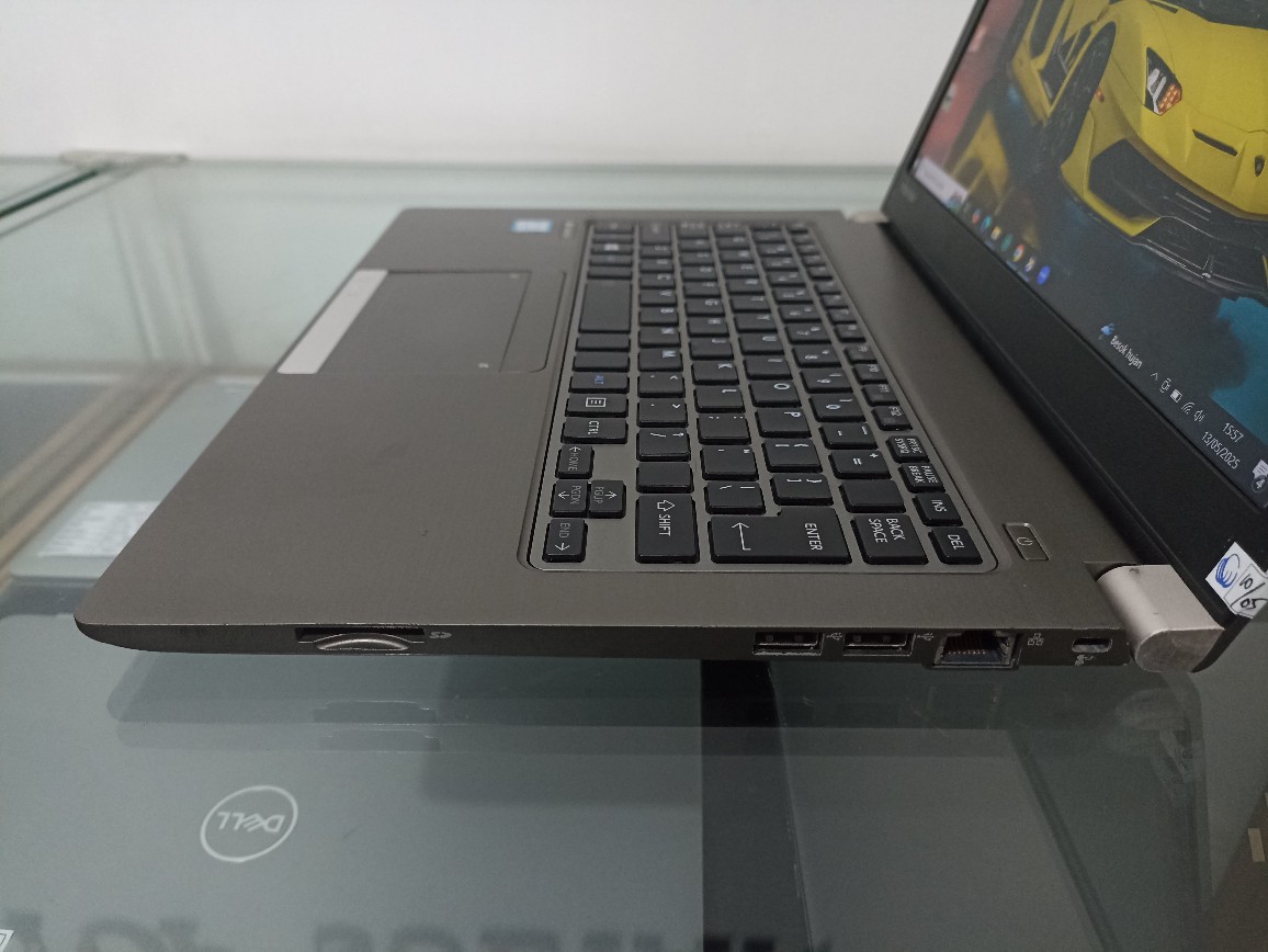 Toshiba Dynabook R63/D Core i5 Gen 6 RAM 8GB SSD 256GB - Image 16