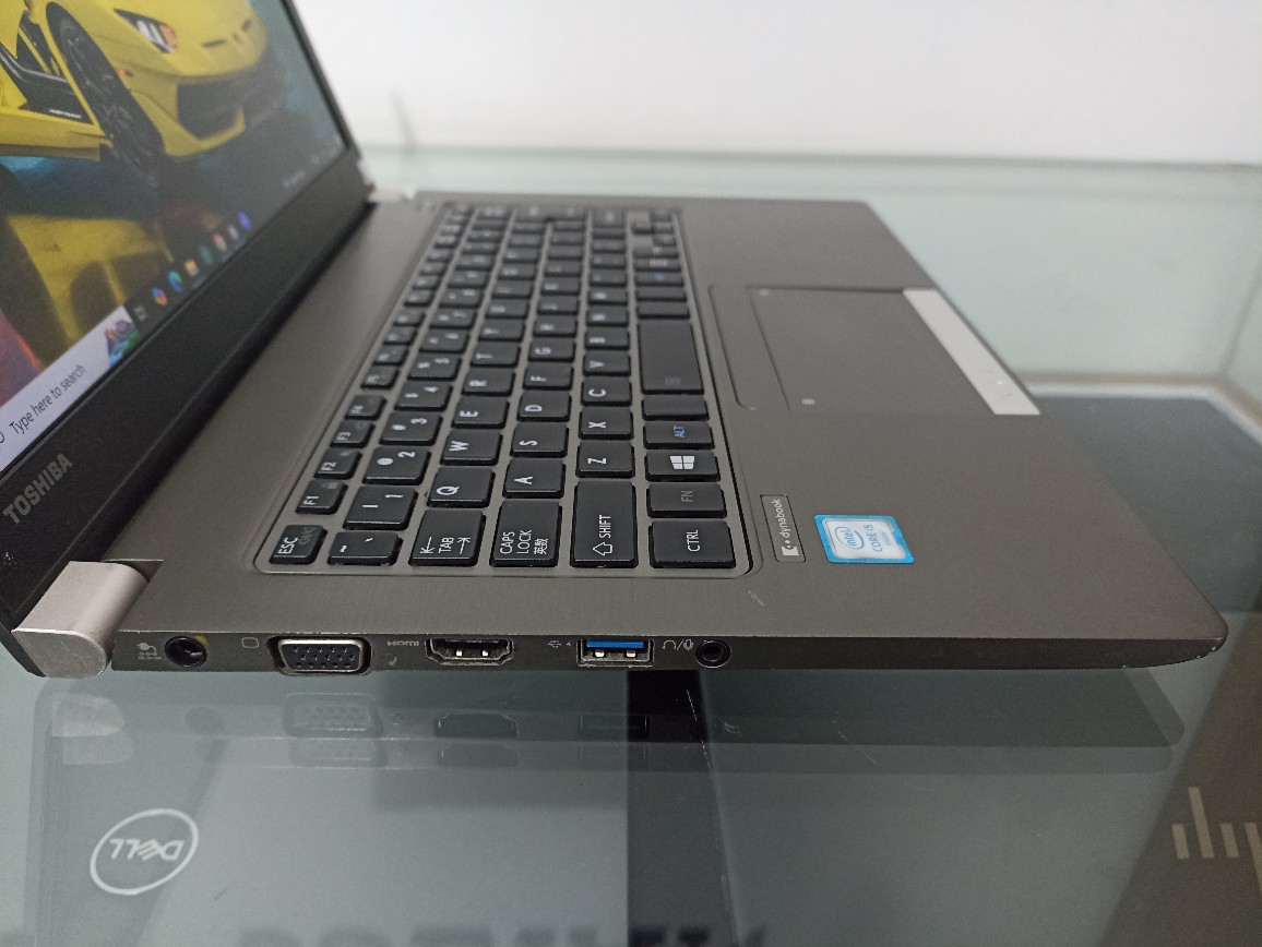 Toshiba Dynabook R63/D Core i5 Gen 6 RAM 8GB SSD 256GB - Image 17