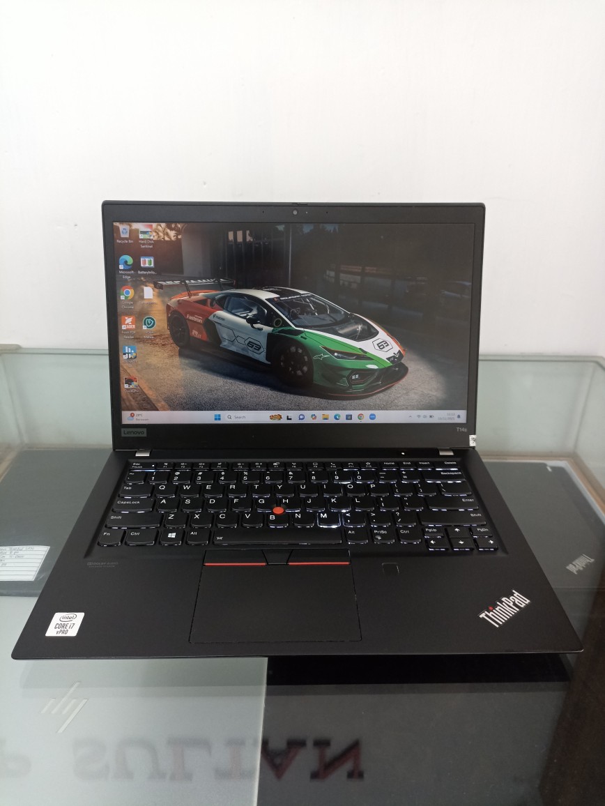 Lenovo ThinkPad T14s Core i7 Gen 10 RAM 16GB SSD 256GB NVMe Touchscreen