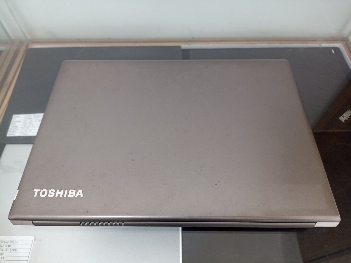 Toshiba DynaBook R63/H Core i5 Gen 7 RAM 8GB SSD 256GB - Image 12