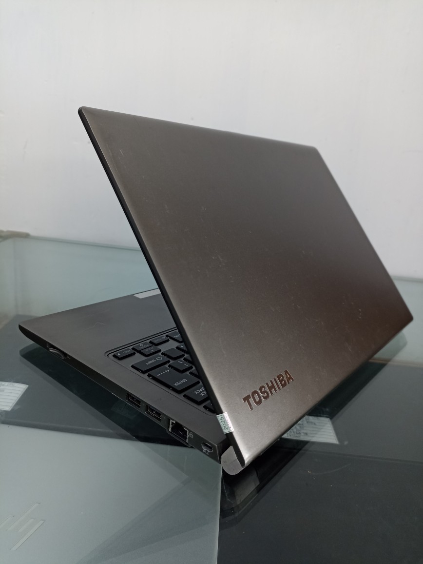 Toshiba DynaBook R63/H Core i5 Gen 7 RAM 8GB SSD 256GB - Image 16